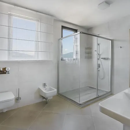 Adria Bau * Podgorica