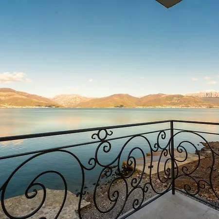 Adria Bau Villa *